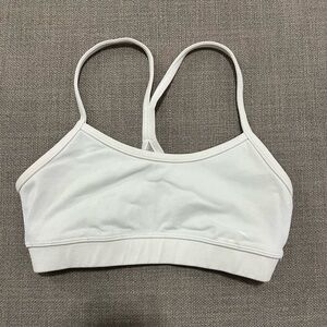 Lululemon’s flow y sports bra
